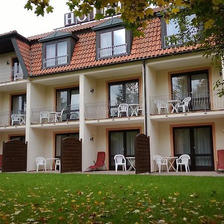 Landhotel Vierjahreszeiten Bad Königshofen im Grabfeld Eksteriør billede